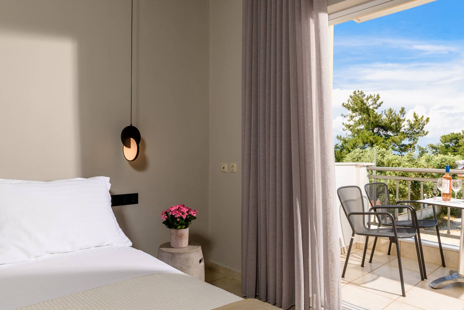 Triple Room - Louloudis Boutique