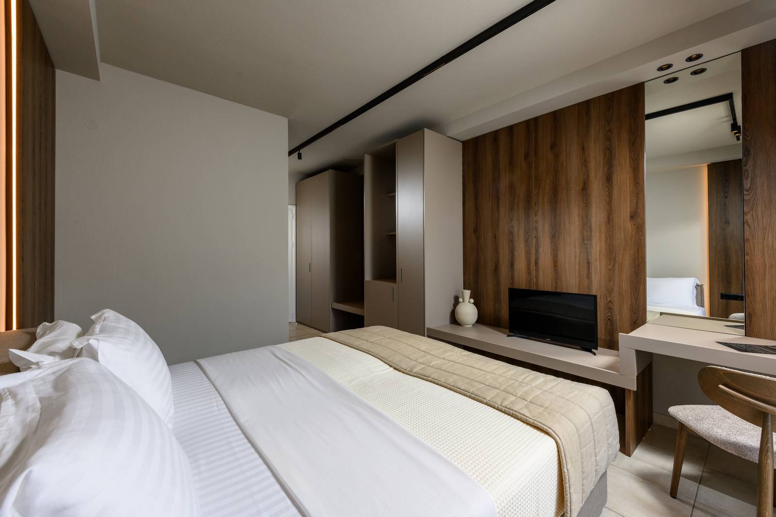 Deluxe Double Room - Louloudis Boutique