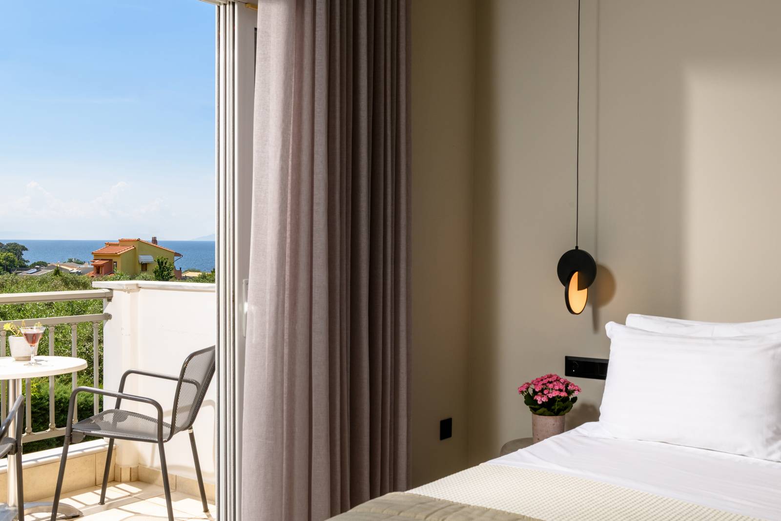 Triple Room - Louloudis Boutique