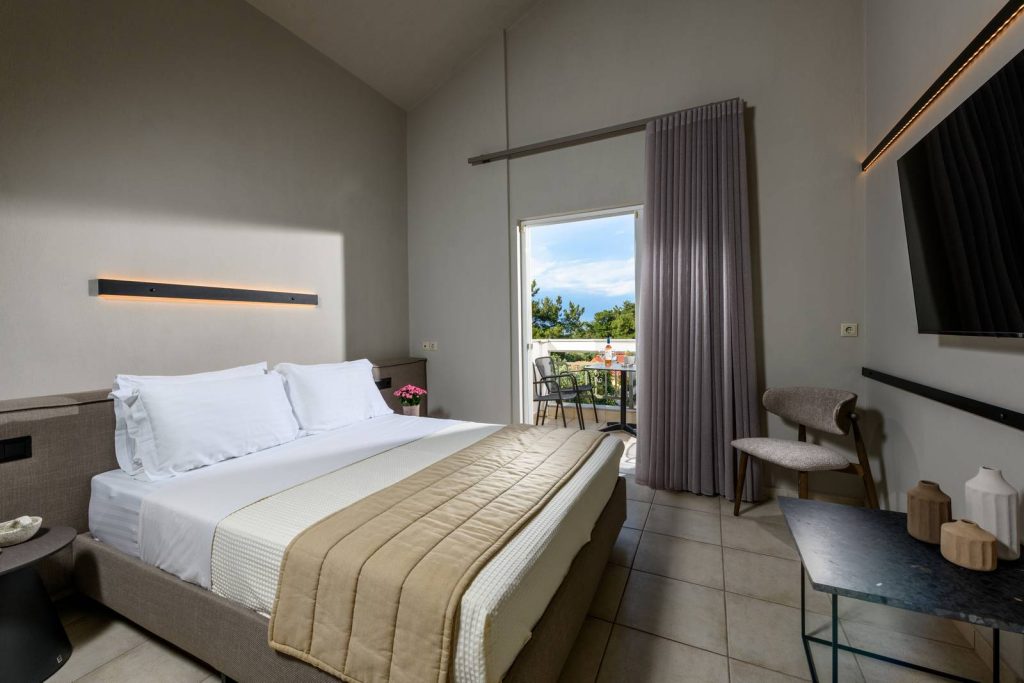 Duplex Suite - Louloudis Boutique